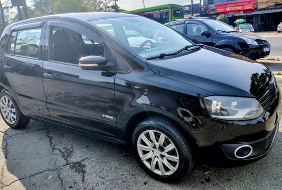 VOLKSWAGEN FOX 1.6 MI 8V FLEX 4P MANUAL VOLKSWAGEN FOX 1.6 MI 8V FLEX 4P MANUAL